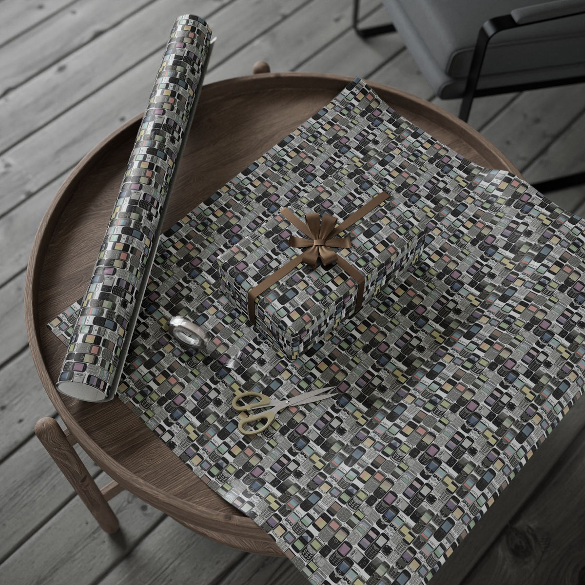 Vintage Cellphone Pattern Wrapping Paper | Retro Mobile Phone Gift Wrap